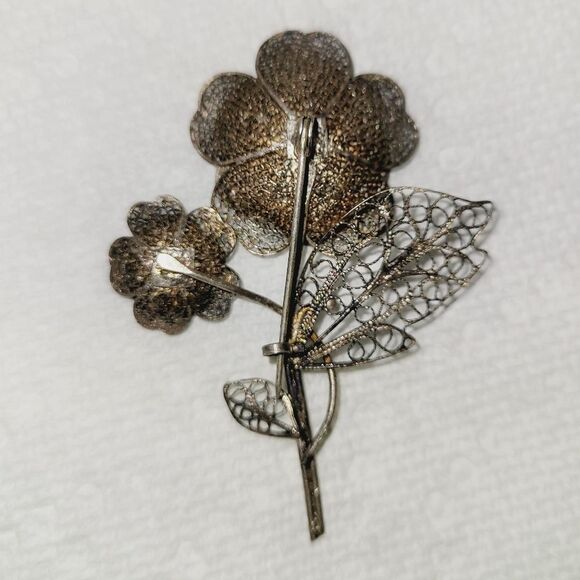 VINTAGE IMPERIAL Silver VERMEIL Filigree Ornate Flower Floral Brooch Pin - Picture 2 of 5